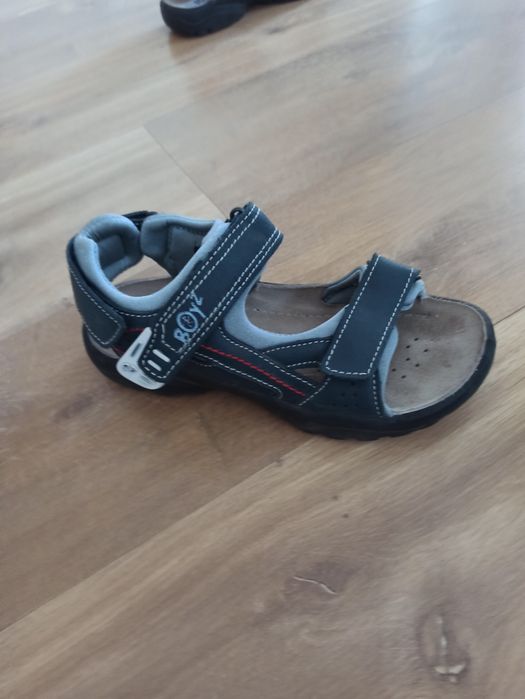 Sandale, din piele, mărimea 37