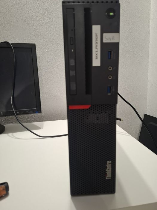 Calculatoare lenovo cu i3gen6  ssd windows 11