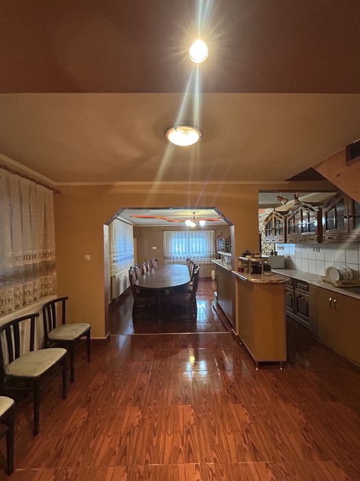 Vând casa (26 km de Oradea)