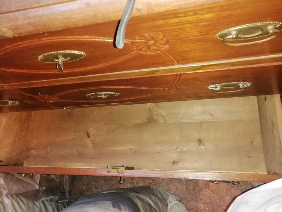 Соц Ретро масивен скрин в добро състояние