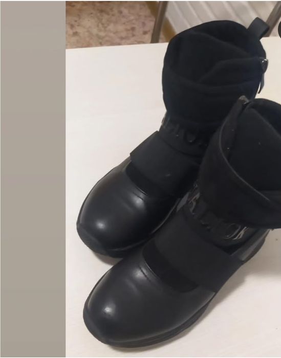 Ботинки зимние женские