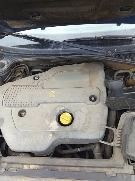 Рено Лагуна 1.9 dti 119 кс 2002г на Части 2бр