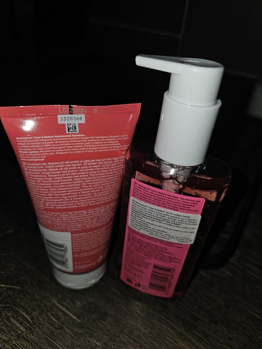 Neutrogena Clear&Radiant