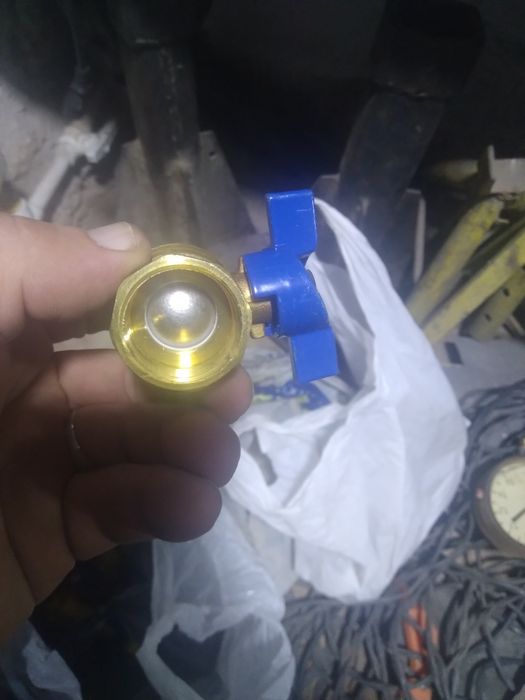 Продам краники..