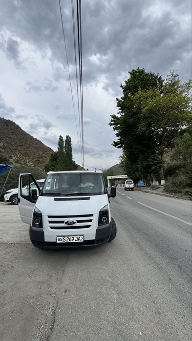 Ford transit gruzavoy