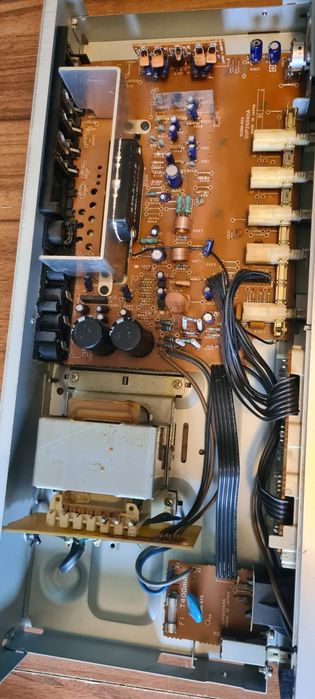 Technic SU- Z15,un amplificator Hifi foarte elegant