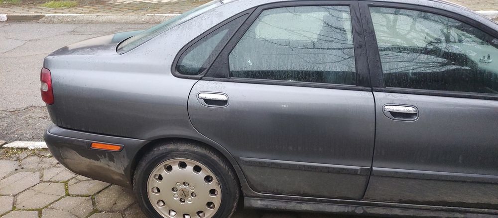 Волво s40 1.9d 2004г.