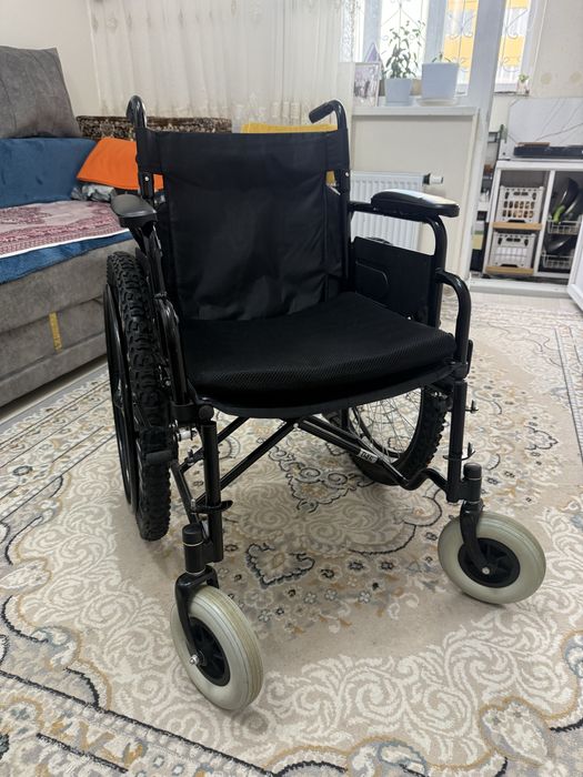 Продам инвалидную коляску Тулпар