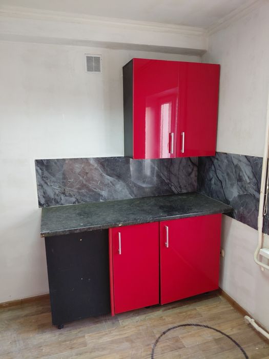 Продам кухонный гарнитура