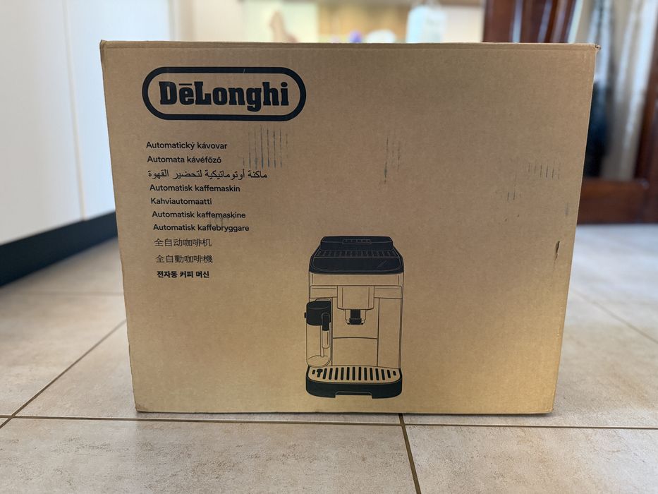 Espressor automat De’Longhi Magnifica Evo e latte pro