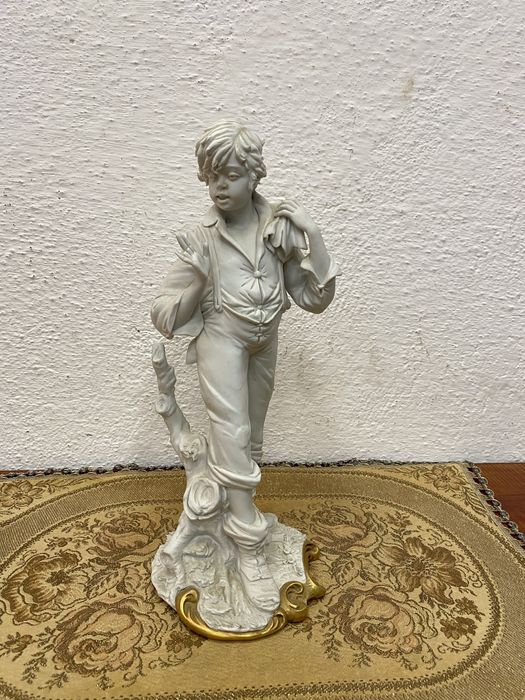 Немска порцеланова фигура