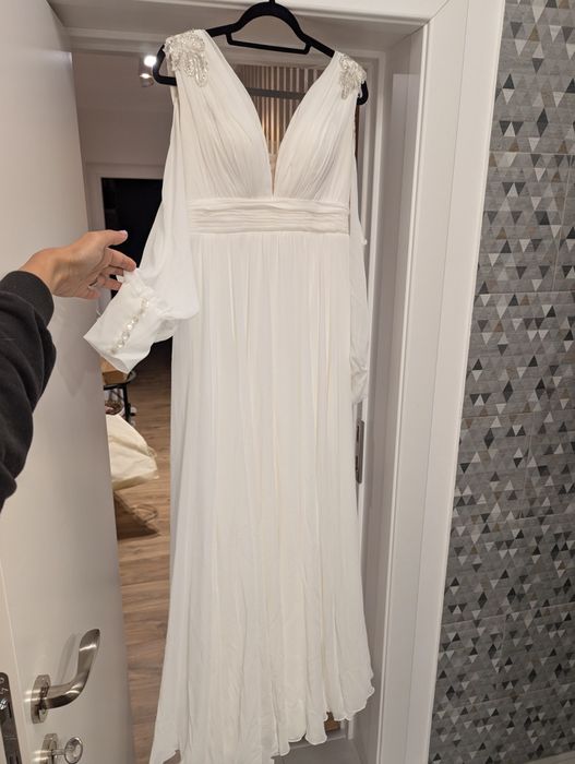 Rochie mireasa noua, Andre Nicolas (Nu Natalia Vasiliev, Rhea Costa)