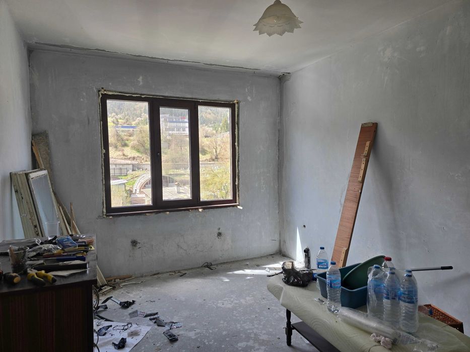 Продава се Четиристаен апартамент в Смолян, Устово - 80 кв.м за 1084 €/кв.м - Снимка #7