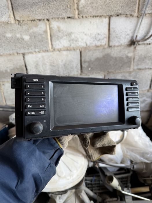 Штатная магнитола на е39 ,е53