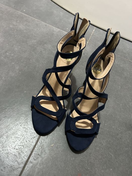 Pantofi eleganti Buffalo