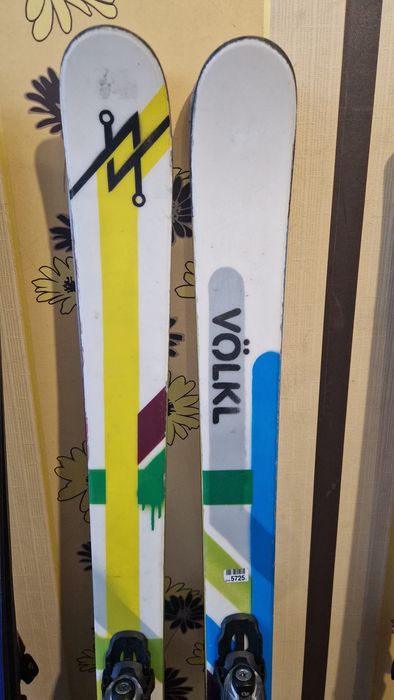 Schiuri/schi freestyle 176 cm Volkl Edge