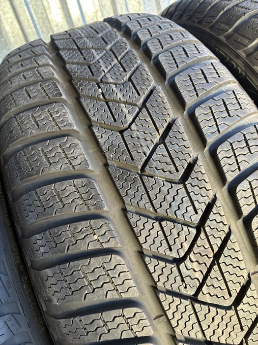 245/40/19 Пирели Зимни Run Flat