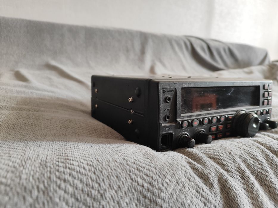 Продам трансивер YAESU FT-450
