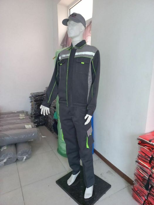 Uniforma Maxsus kiyim