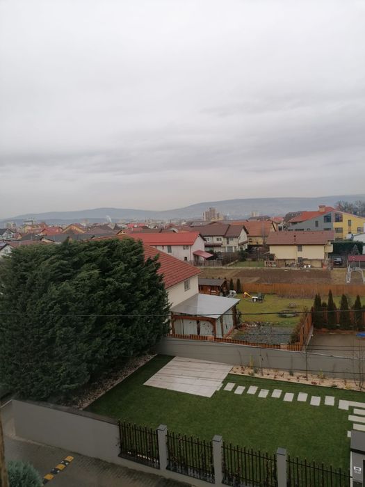 Apartament 2 camere de închiriat