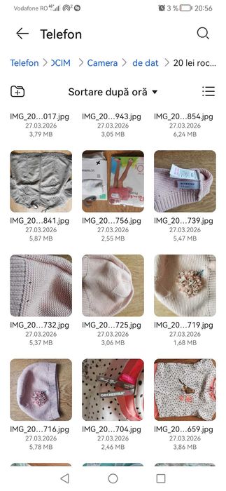 Hainute si accesorii pentru fetite