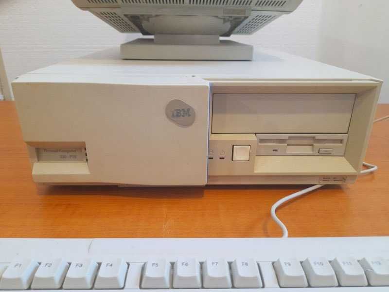 Продавам ретро компютър IBM330-75 Pentium 75MHz Socket 5