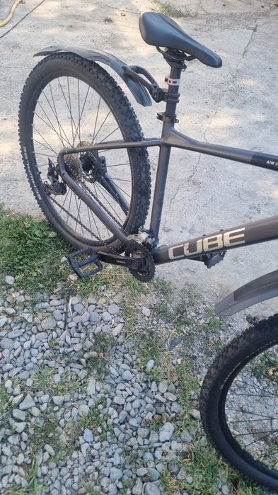 Bicicleta cube in stare perfecta