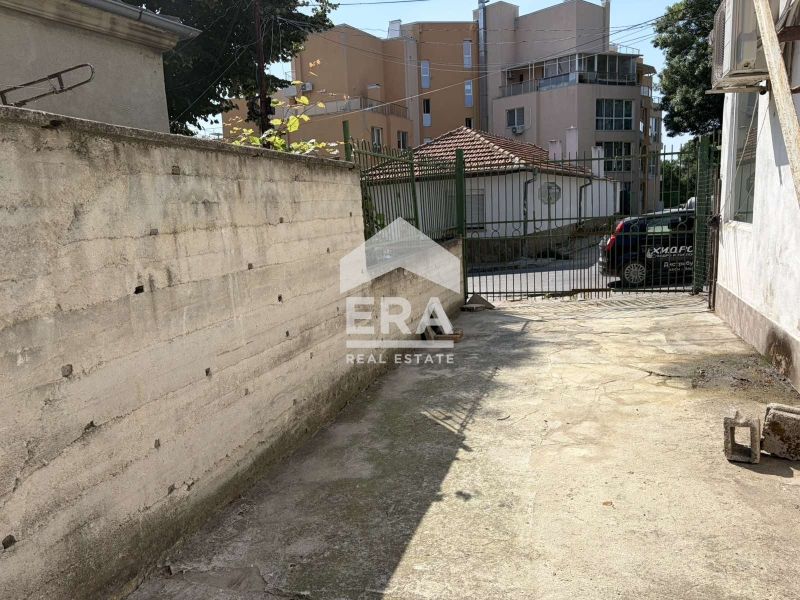 Тристаен апартамент под наем в кв. Галата, гр. Варна