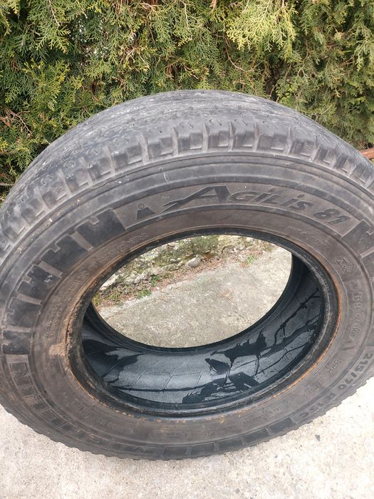 Гума  215/70R15C