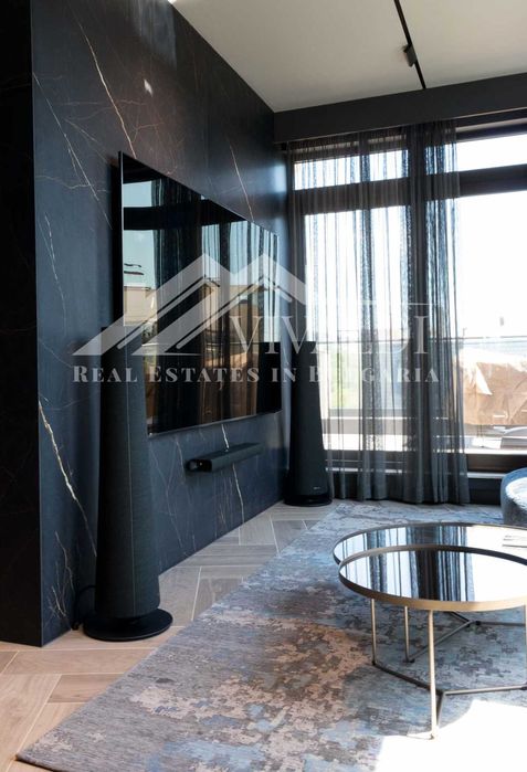 Продава се Мезонет в Варна, Гръцка махала - 346 кв.м за 4047 €/кв.м - Снимка #2