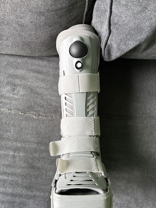 Ортопедичен ботуш (Walking Boot / Air Walker) – регулируем