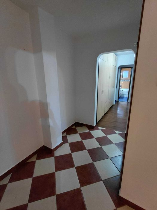 Apartament 3 camere decomandat