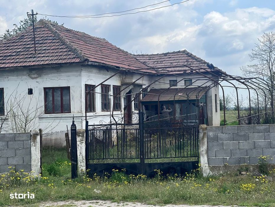 Casa renovabila, 2504 mp teren, Secui Dolj 13 km de oras