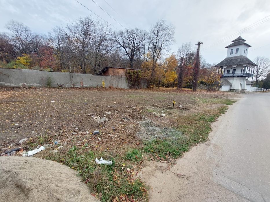 Teren lângă conacul Belu Urlati Prahova