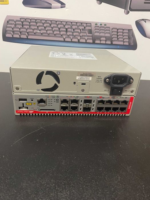 Firewall Allied Telesis AT-AR4050S, garantie 6 luni