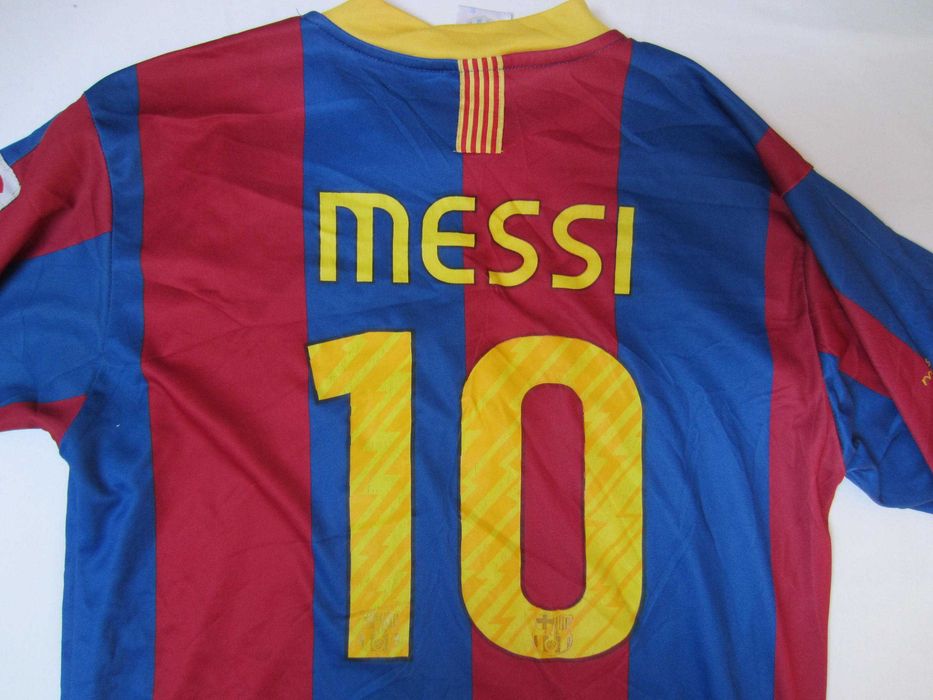 Tricou fotbal copil, Messi, Barcelona, masura S, Nike poliester produs oficial Barcelona stare f. buna