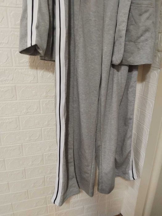 спортен костюм дамски