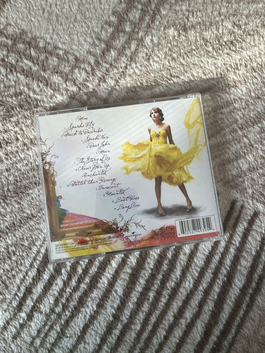 Taylor Swift - Speak Now