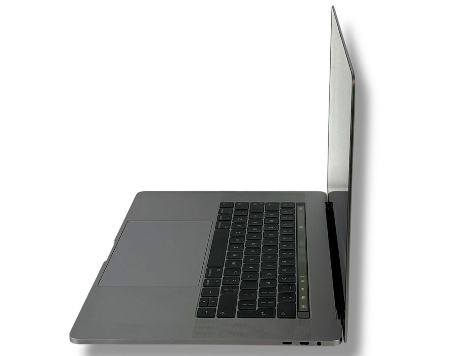Macbook Pro 15 2017 i7 2,9Ghz 16RAM 1TB Space Gray 80 Заряда! Гаранция
