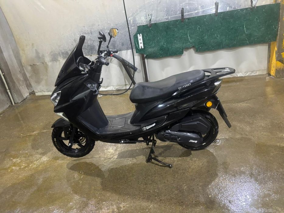 продам мопед макси 150cc . на учете в отличном состоянии