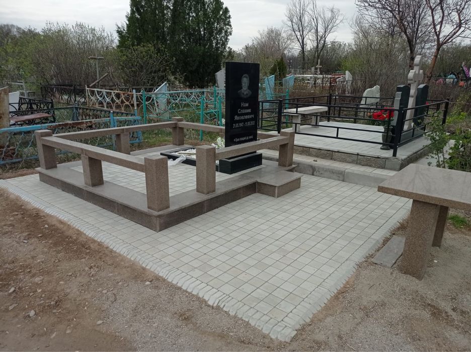 Памятники облагораживание