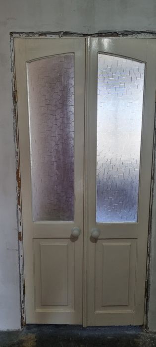 Двери деревянные