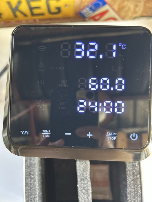 Aparat Sous-Vide Plus IPX7 nu ziwilling nu wmf nu tefal