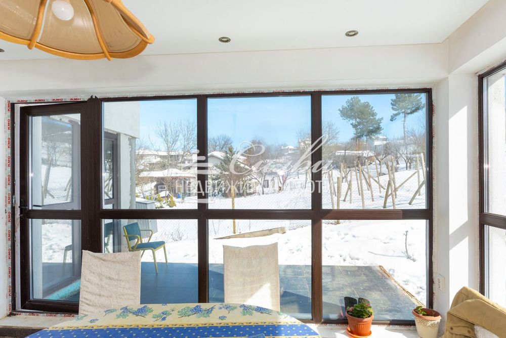 Продава се Къща в с. Лозево, Област Шумен - 252 кв.м за 547 €/кв.м - Снимка #3