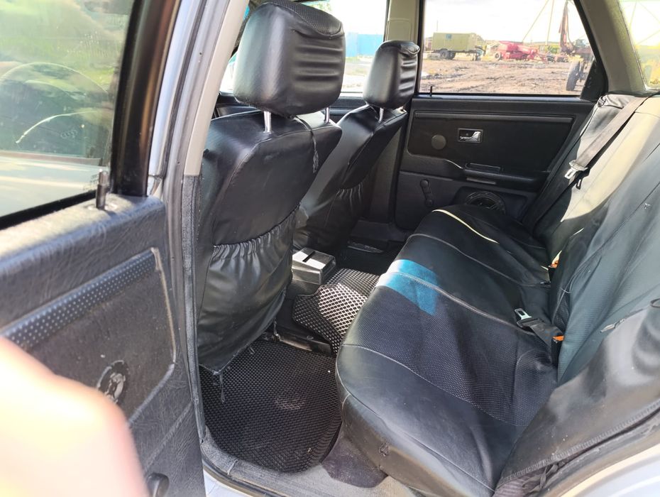 Продам Ауди Б4 универсал