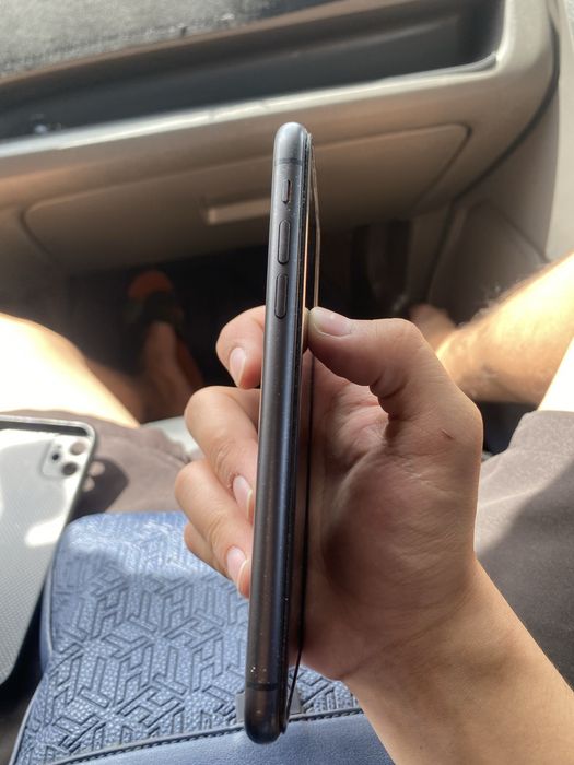 Iphone 11 в хорошем состоянии