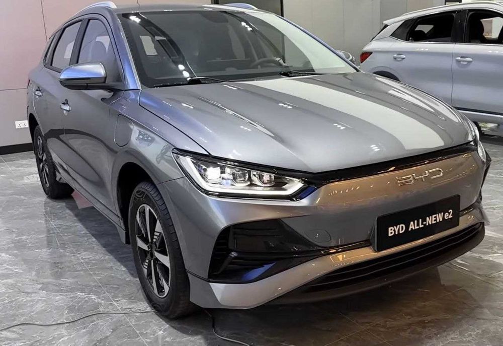 BYD E2 2025 naqtga va nasiyaga chiqazib beramiz