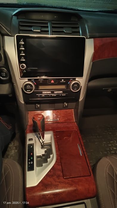 Toyota Camry 2012 yil full variant sotiladi 17500$ sostoyaniya alo