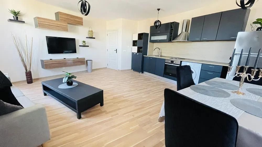 Продава се Двустаен апартамент в София, Малинова долина - 72 кв.м за 2875 €/кв.м - Снимка #1