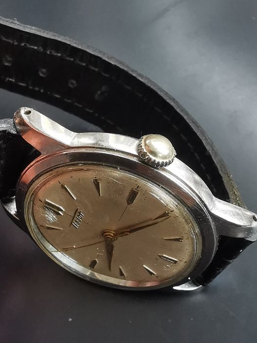 Ceas Tissot Anii '50 Funcționează excelent!